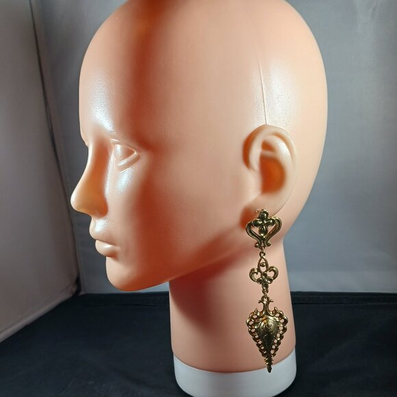 Vintage Gold Tone Women's Long Piercing Earrings - Picture 8 of 8